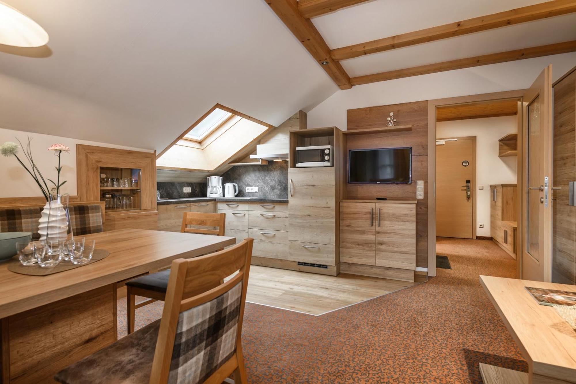 Ferienhaus Birgit - Inklusive Eintritt Alpentherme Bad Hofgastein Exteriör bild