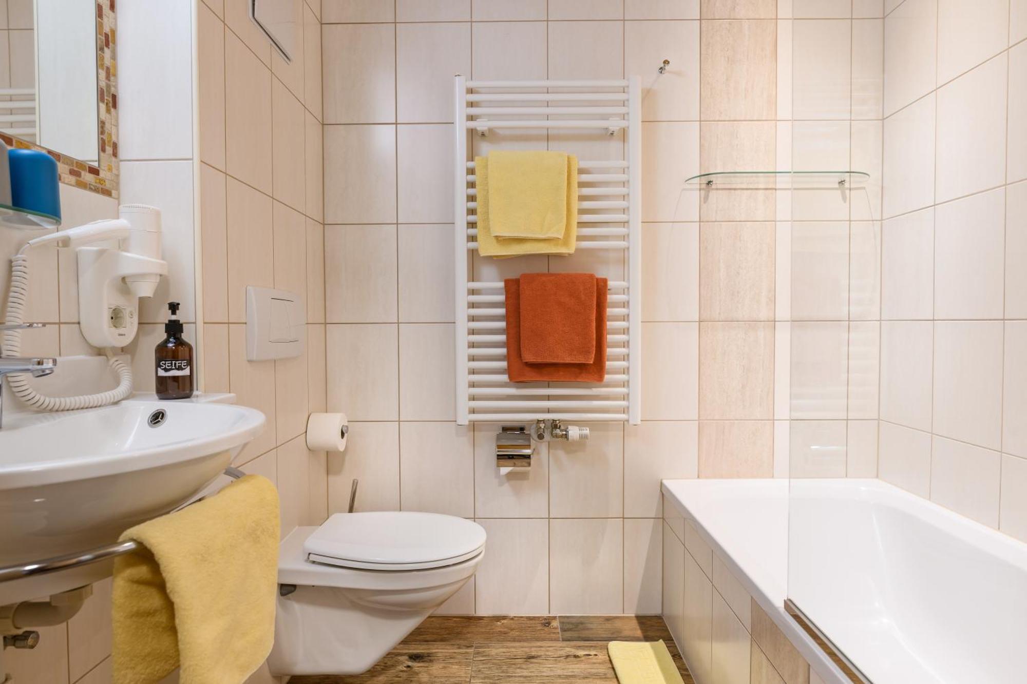 Ferienhaus Birgit - Inklusive Eintritt Alpentherme Bad Hofgastein Exteriör bild